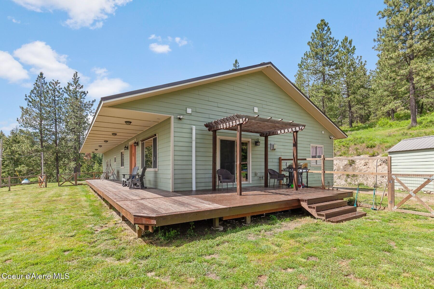 16003 Benewah Creek Road St. Maries, ID 83861 - Photo 3 of 45 Exterior Deck Rear Entry