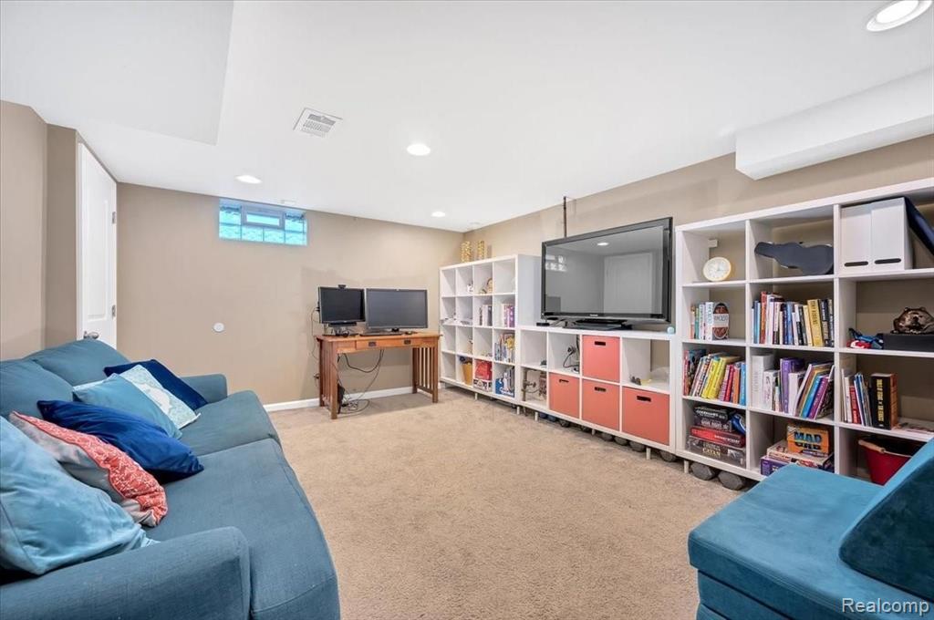 4124 Durham Road Royal Oak, MI 48073 - Photo 14 of 20
