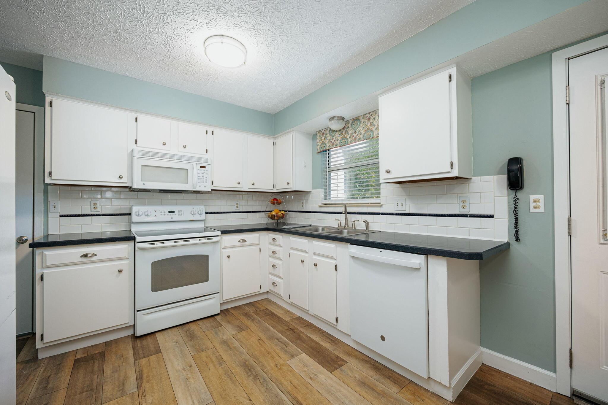 5257 Davidson Road Hilliard, OH 43026 - Photo 8 of 47 14-web-or-mls-5257 Davidson Rd 014