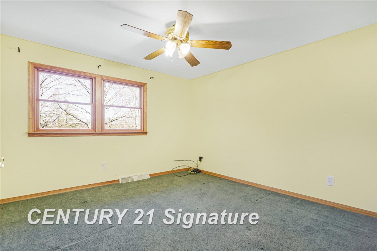 331 South Orr Road Hemlock, MI 48626 - Photo 22 of 32