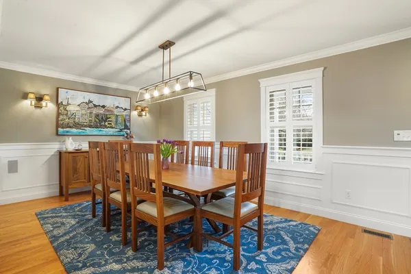 $1,450,000 | 10 Higgins Road, Marblehead, MA 01945