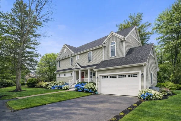 $1,450,000 | 10 Higgins Road, Marblehead, MA 01945