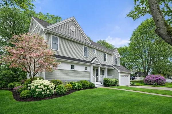 $1,450,000 | 10 Higgins Road, Marblehead, MA 01945