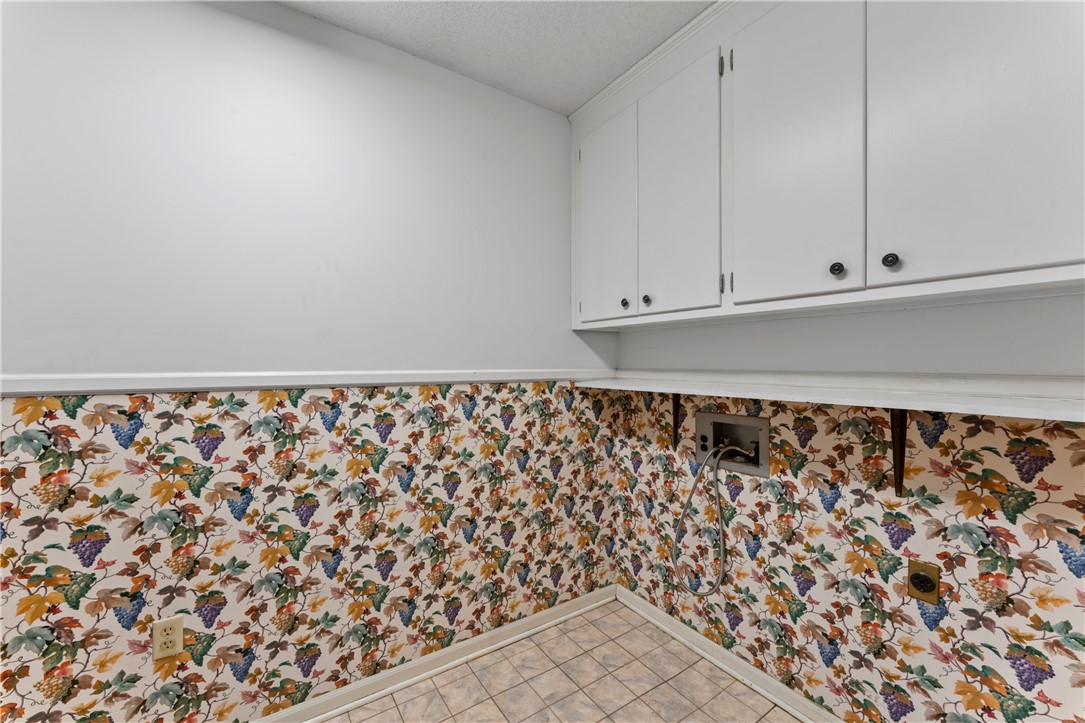 501 Westminster Drive Pendleton, SC 29670 - Photo 17 of 50 Spacious Laundry / Office