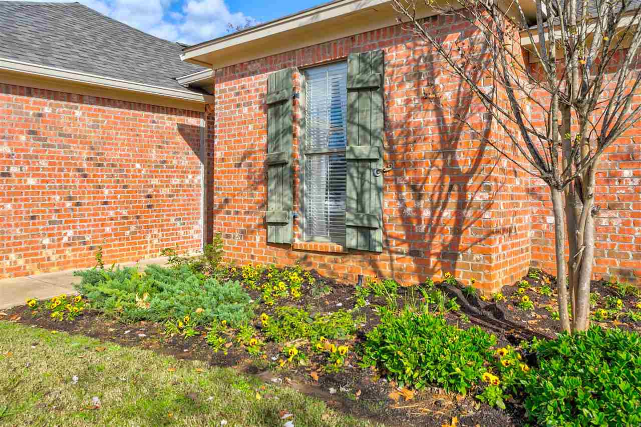 125 Hampton Ridge Madison, MS 39110 - Photo 2 of 23 Photo 2