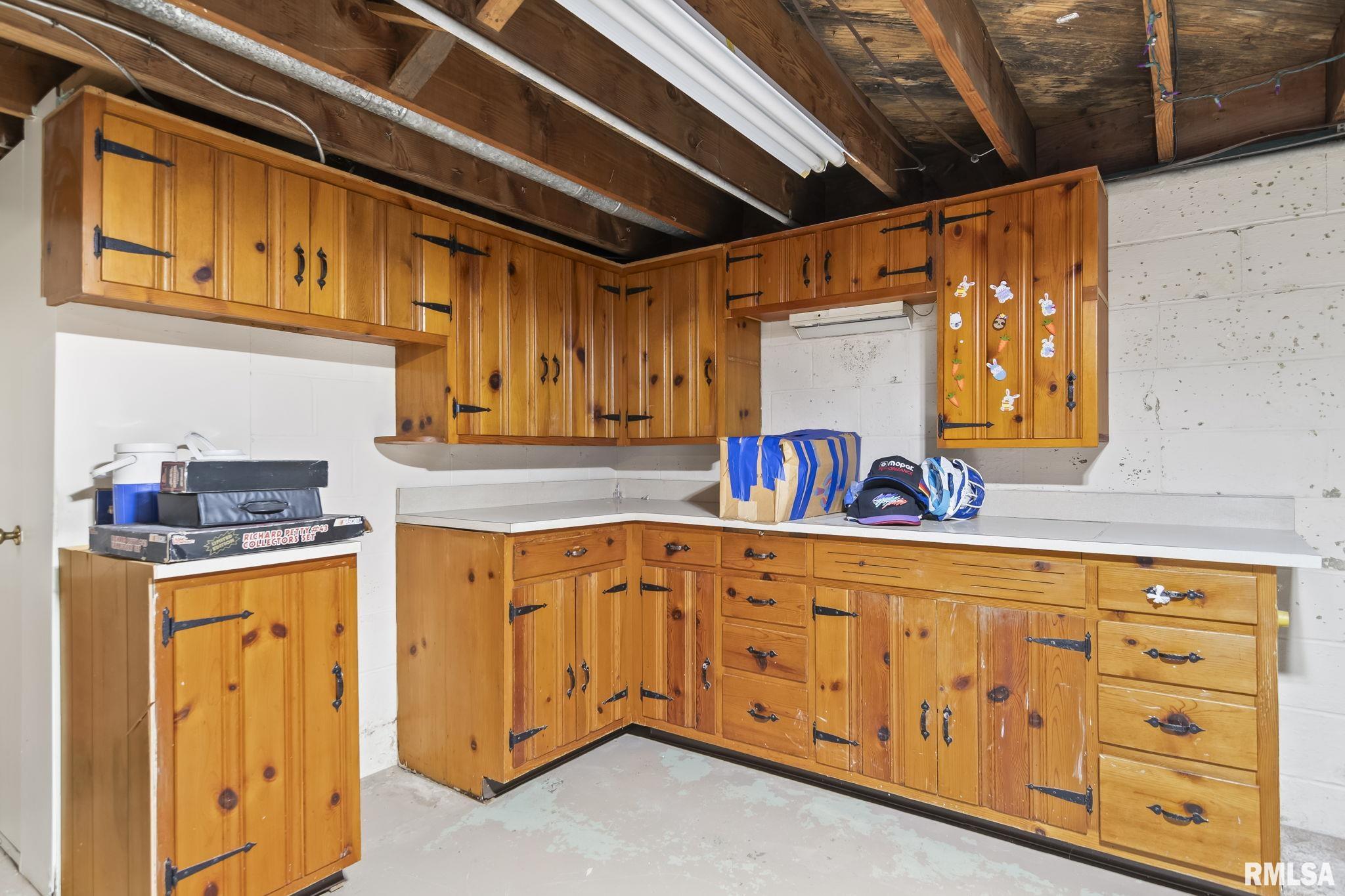 1801 Reed Avenue Springfield, IL 62704 - Photo 25 of 33 Gallery Image 25
