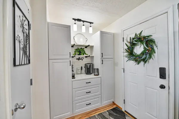 $565,000 | 1017 North Olson Hill Court, Medical Lake, WA 99022