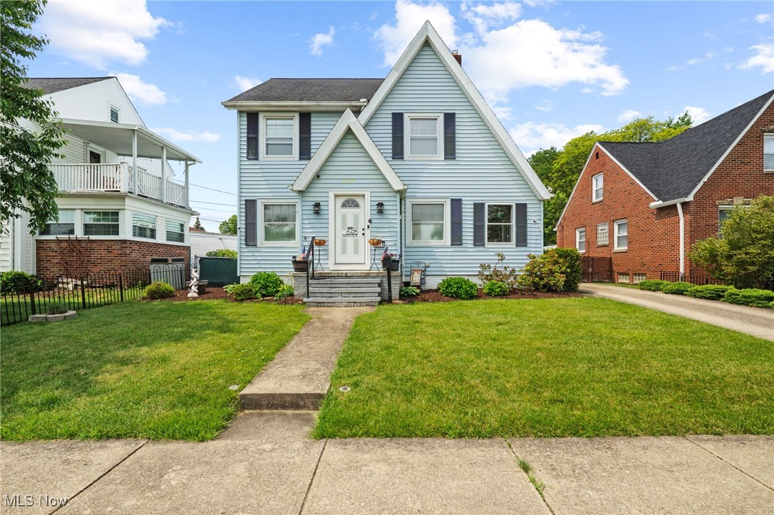 6478 Kerneywood Road Parma, OH 44129 - Photo 2 of 26