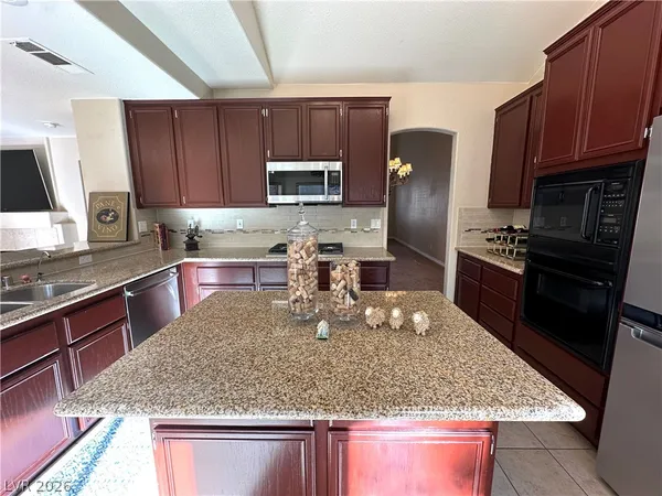 $3,000 | 1709 Tesara Vista Place, Las Vegas, NV 89128