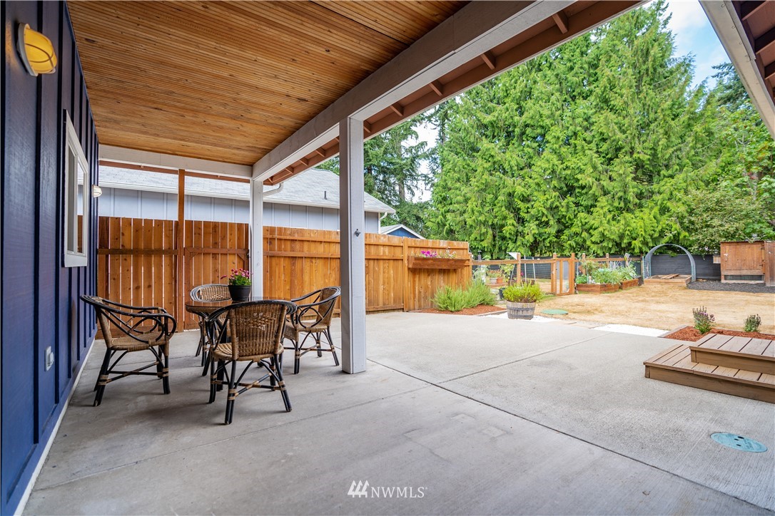 11014 Charm Road Southeast Rainier, WA 98576 - Photo 15 of 38 Gallery Image 15