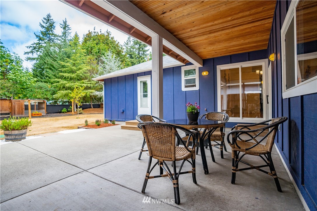 11014 Charm Road Southeast Rainier, WA 98576 - Photo 16 of 38 Gallery Image 16