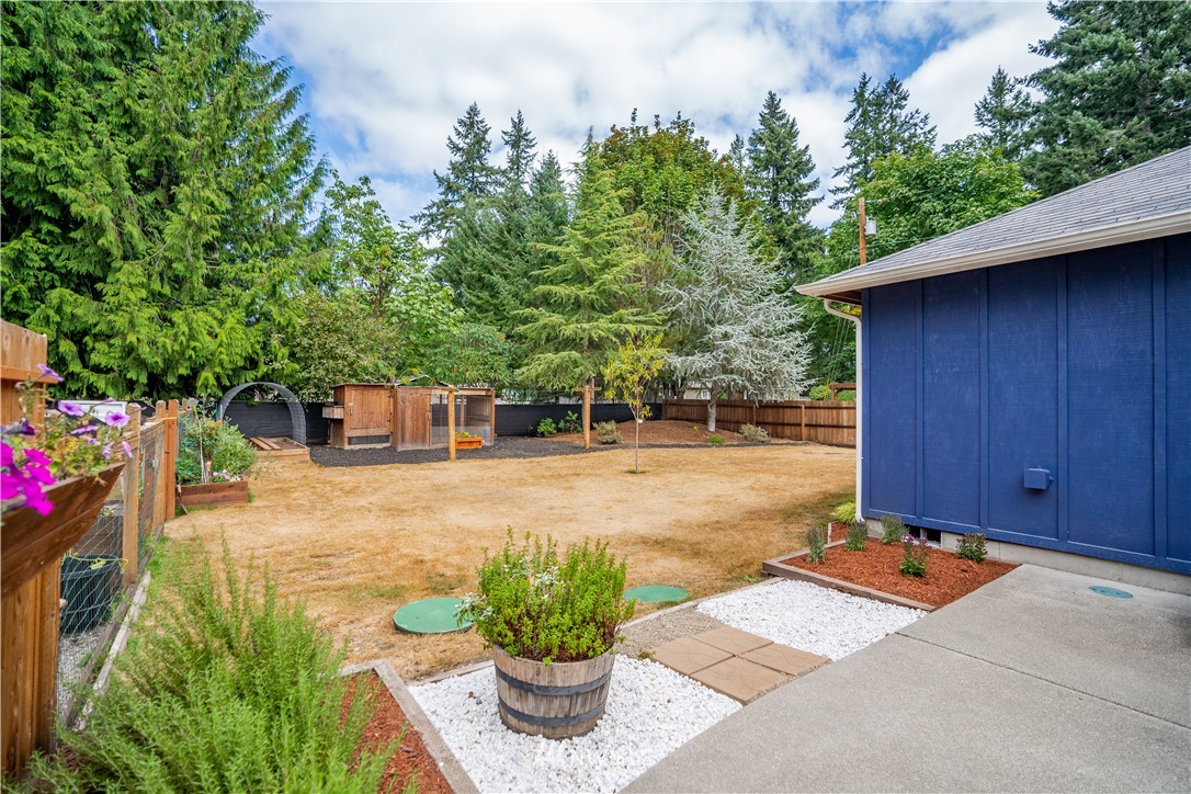 11014 Charm Road Southeast Rainier, WA 98576 - Photo 18 of 38 Gallery Image 18