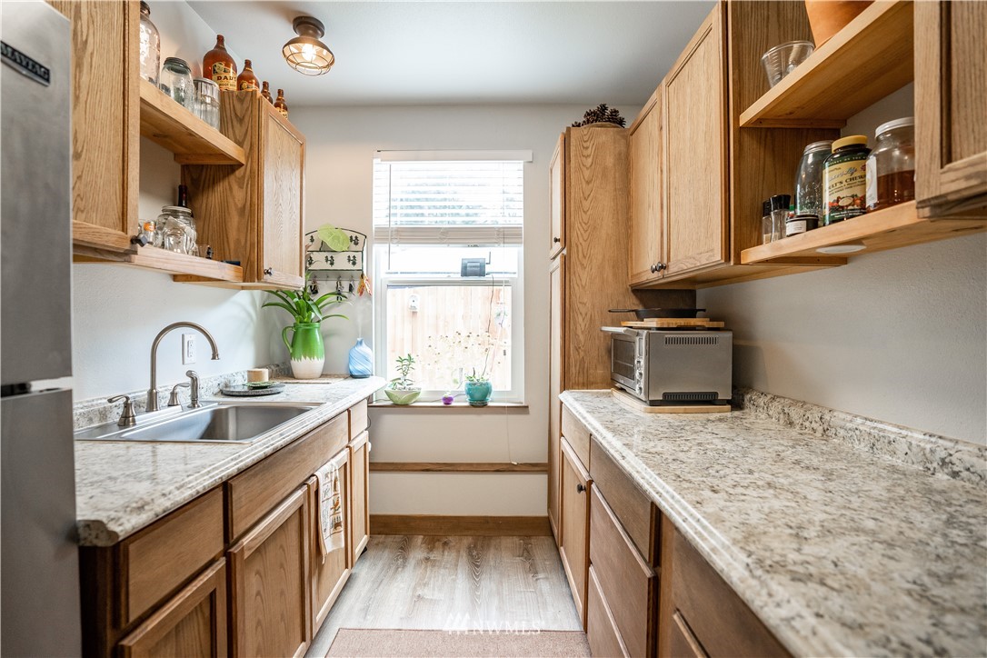 11014 Charm Road Southeast Rainier, WA 98576 - Photo 31 of 38 Gallery Image 31