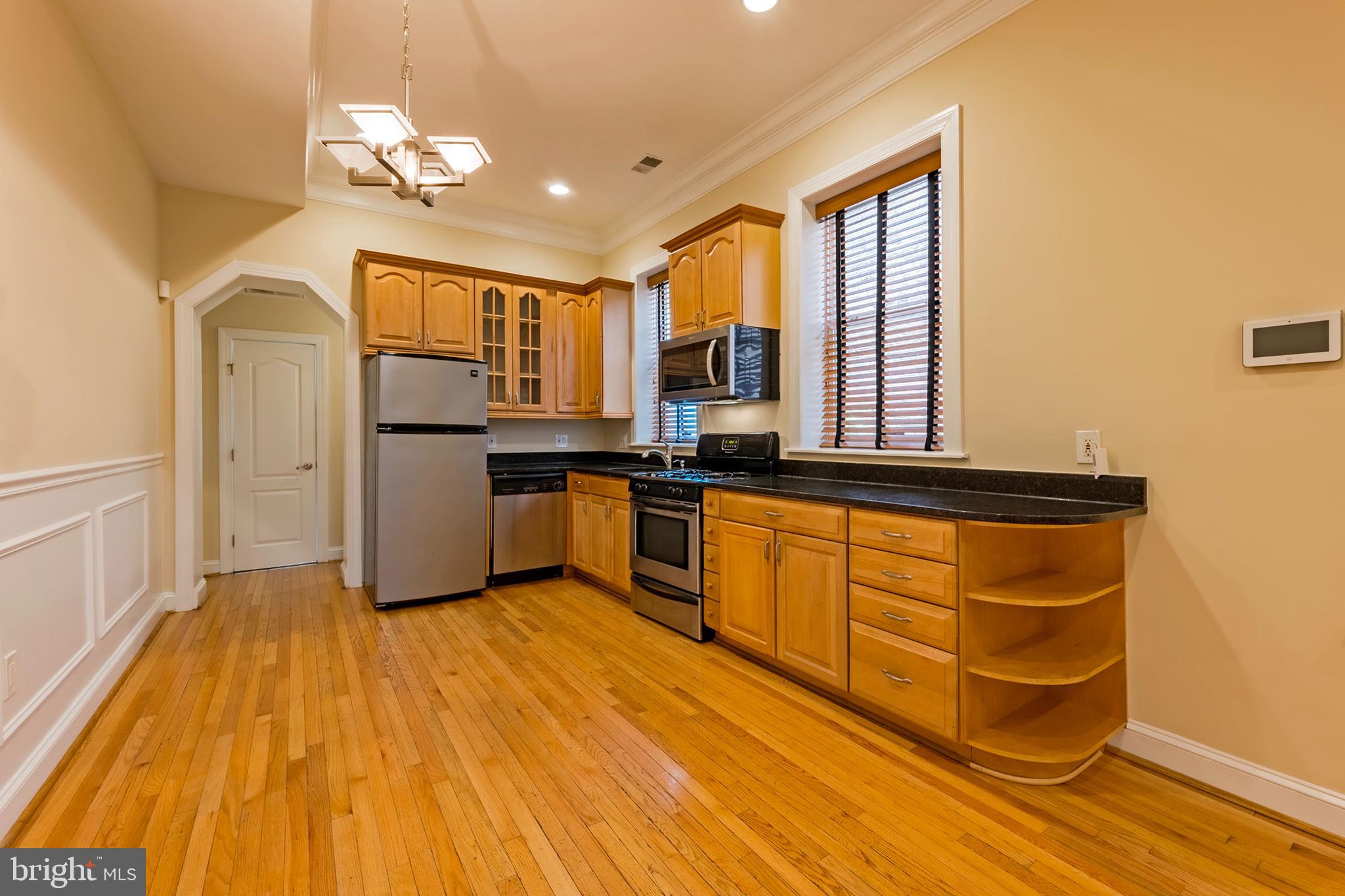 45 R Street Northwest, Unit 2 Washington, DC 20001 - Photo 7 of 28