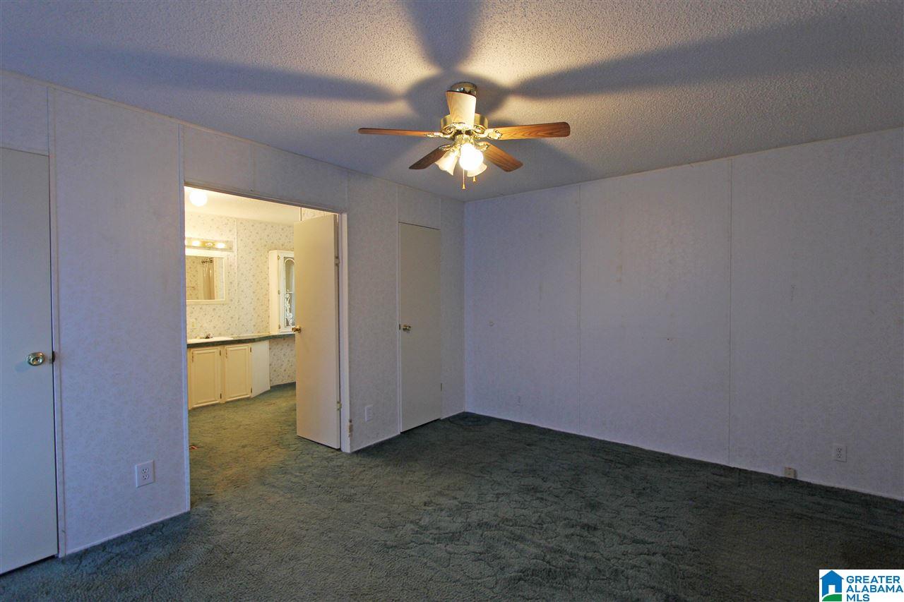 624 Lane Road Oxford, AL 36203 - Photo 13 of 50