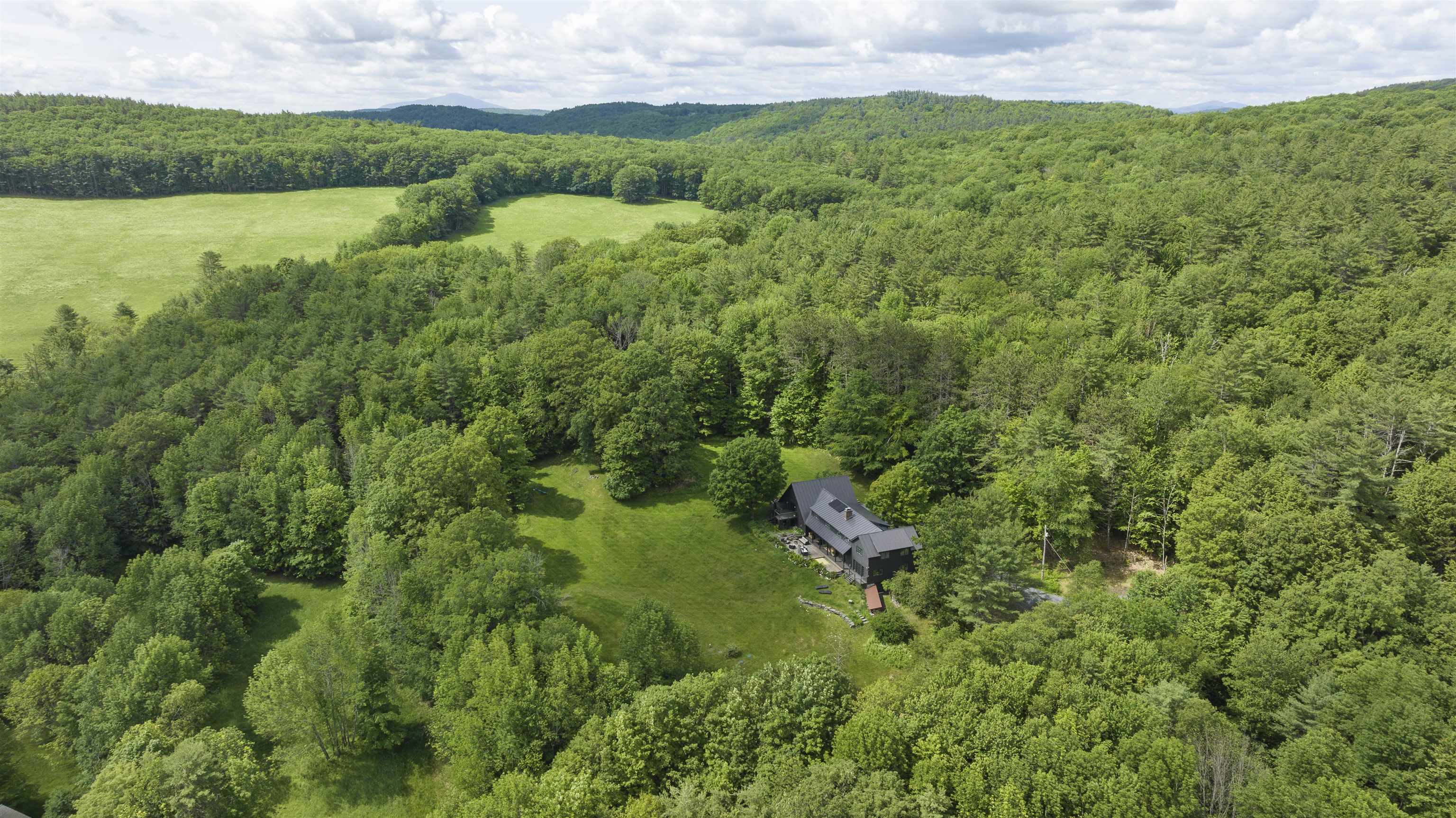 15 Happy Hill Road Norwich, VT 05055 - Photo 4 of 29