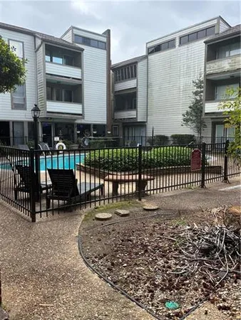 $1,400 | 1161 Lake Avenue, Unit 120, Metairie, LA 70005