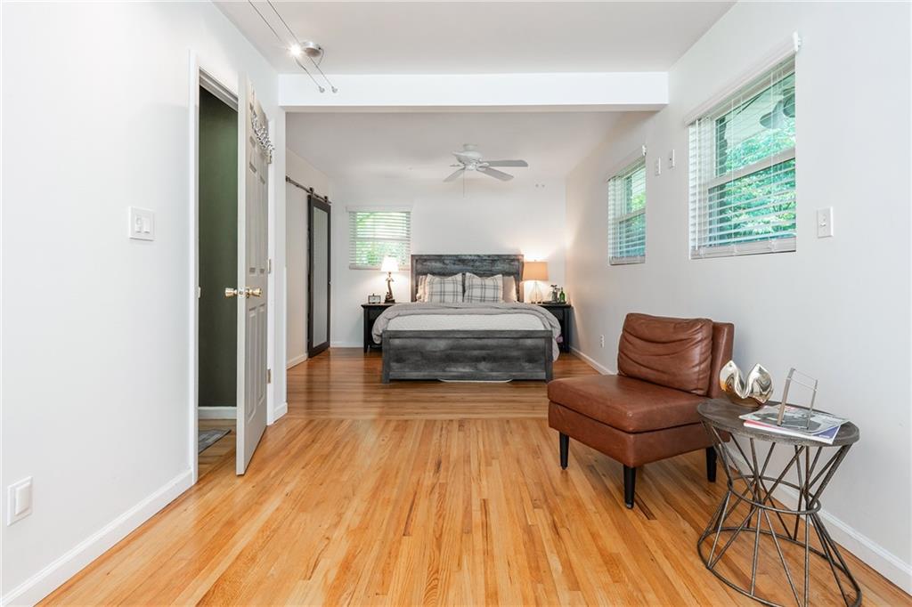 2558 Woodacres Road Northeast Atlanta, GA 30345 - Photo 17 of 37