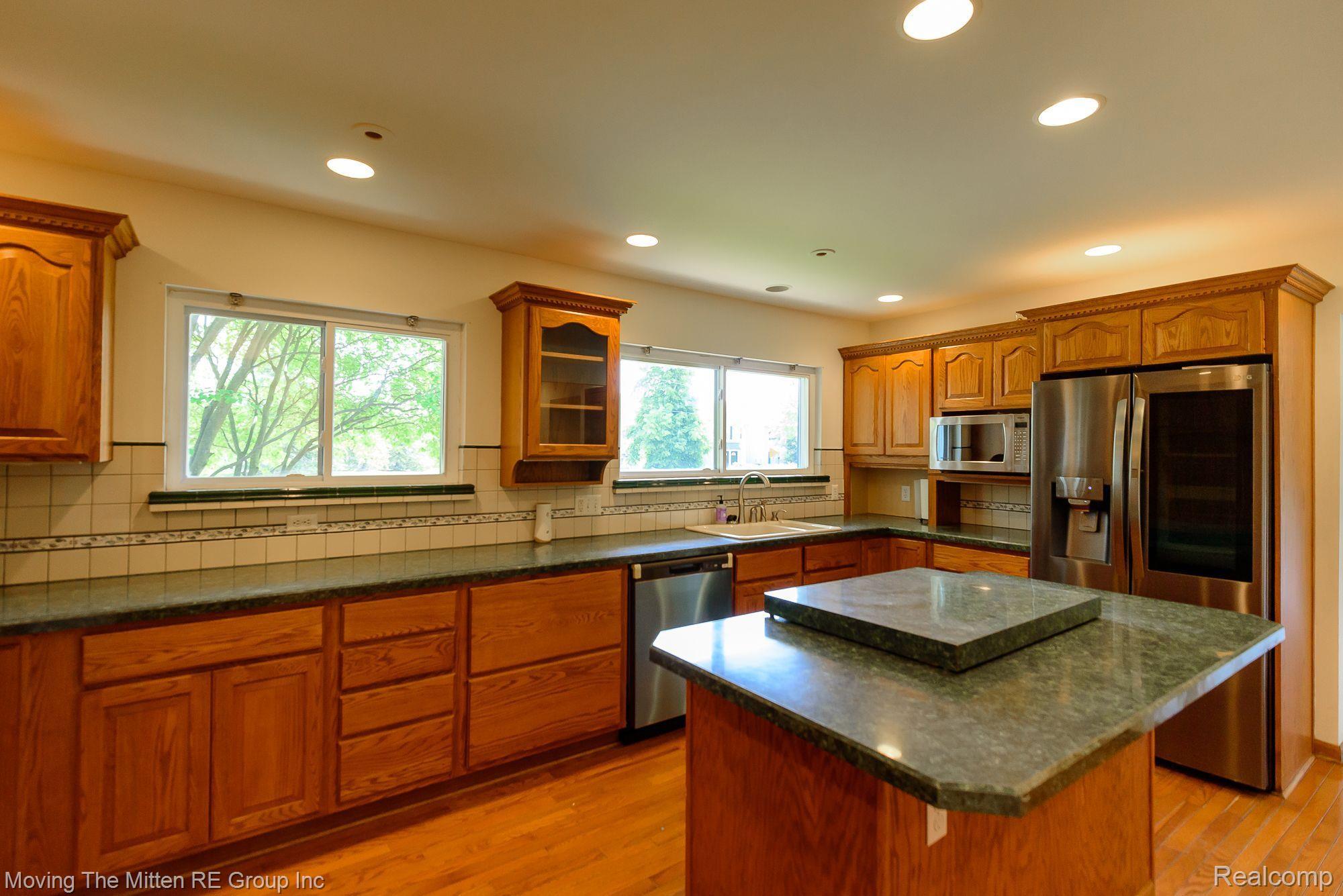 11566 Quirk Road Belleville, MI 48111 - Photo 26 of 55 Gallery Image 26