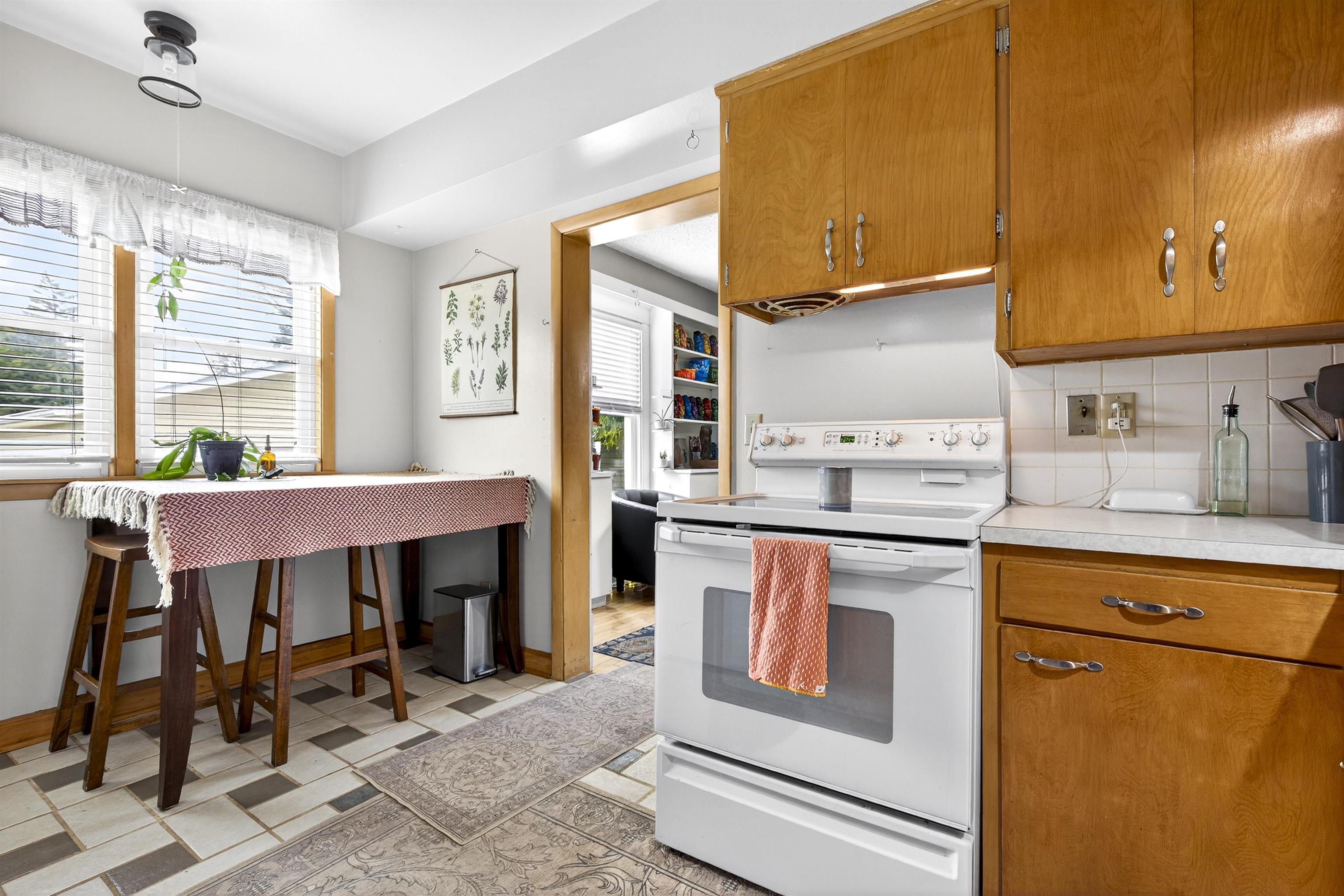 121 South Outagamie Street Appleton, WI 54914 - Photo 13 of 42