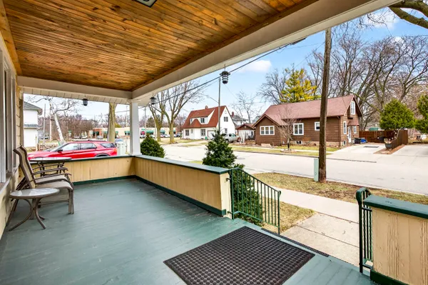 $249,000 | 121 South Outagamie Street, Appleton, WI 54914