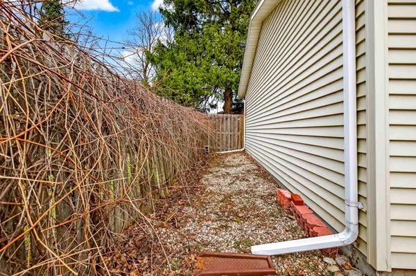 $249,000 | 121 South Outagamie Street, Appleton, WI 54914