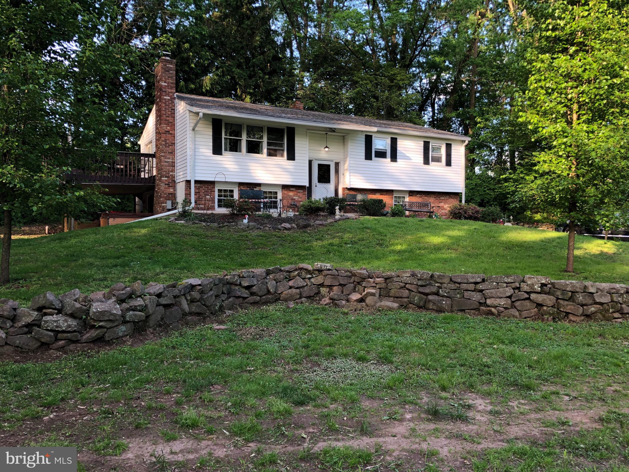 37 Maack Road Pottstown, PA 19465 - Photo 1 of 24