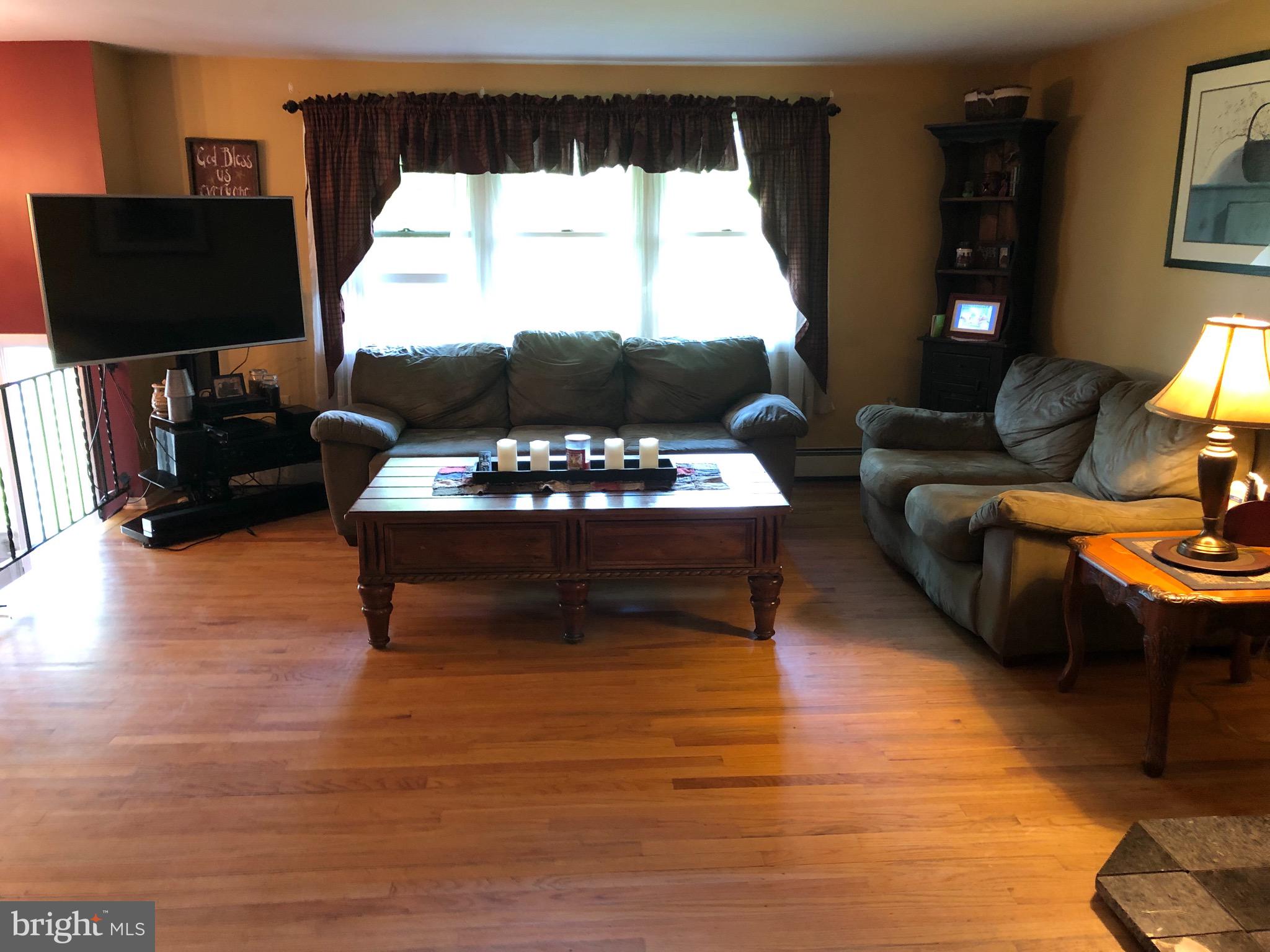37 Maack Road Pottstown, PA 19465 - Photo 8 of 24
