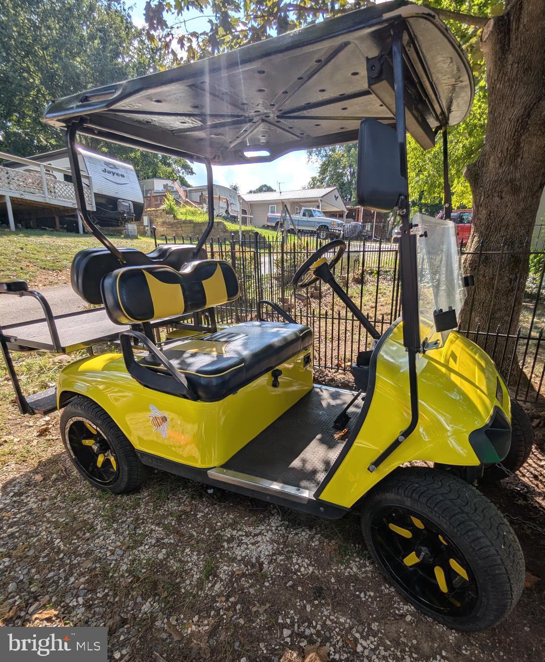 10 Old Faceful Road Falling Waters, WV 25419 - Photo 19 of 19 a view of a backyard with a table and chairs