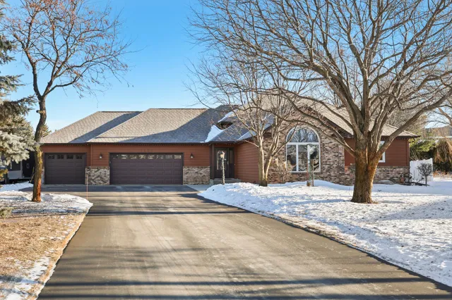 $425,000 | 1820 Case Lane, St. Cloud, MN 56303
