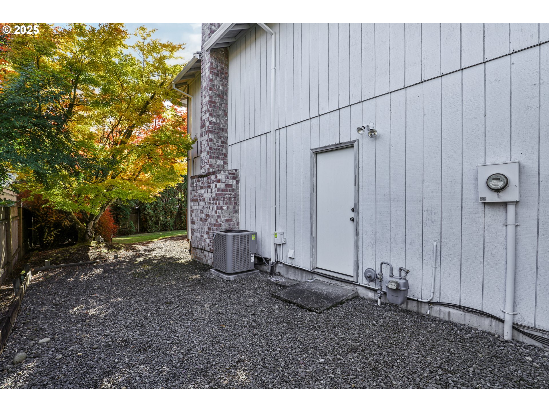 3786 Southwest 8th Street Gresham, OR 97030 - Photo 37 of 43