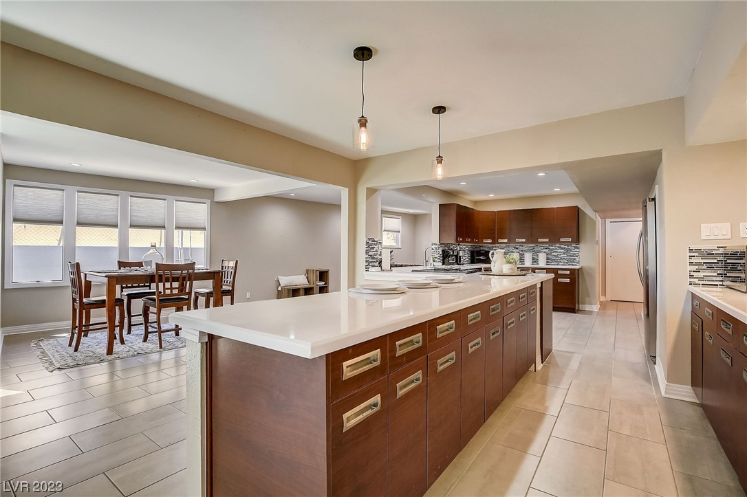 601 East Fairway Road Henderson, NV 89015 - Photo 4 of 54 Gallery Image 4