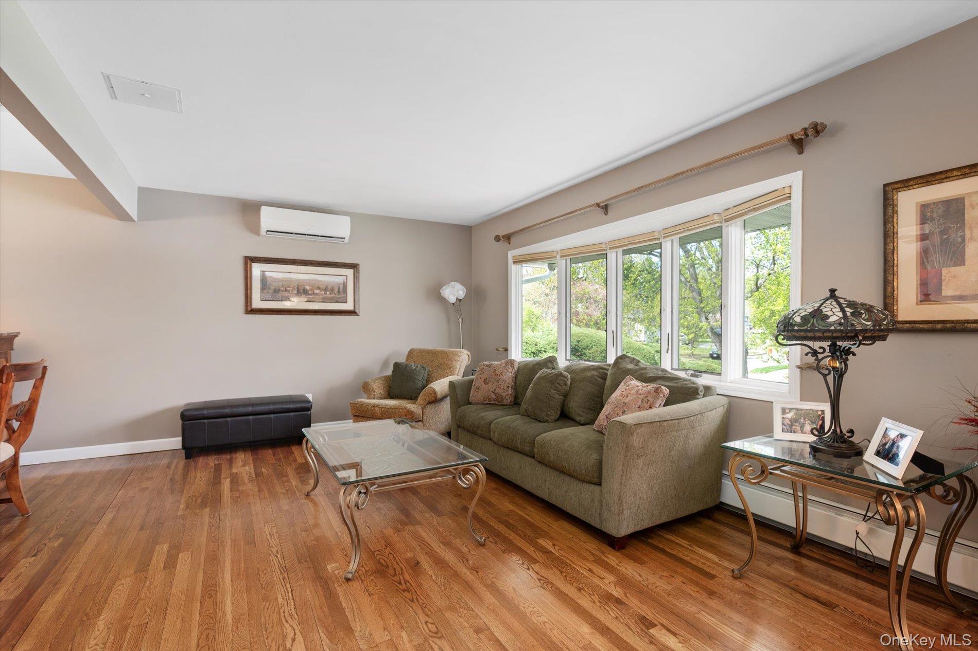 25 Fisher Road Commack, NY 11725 - Photo 3 of 19