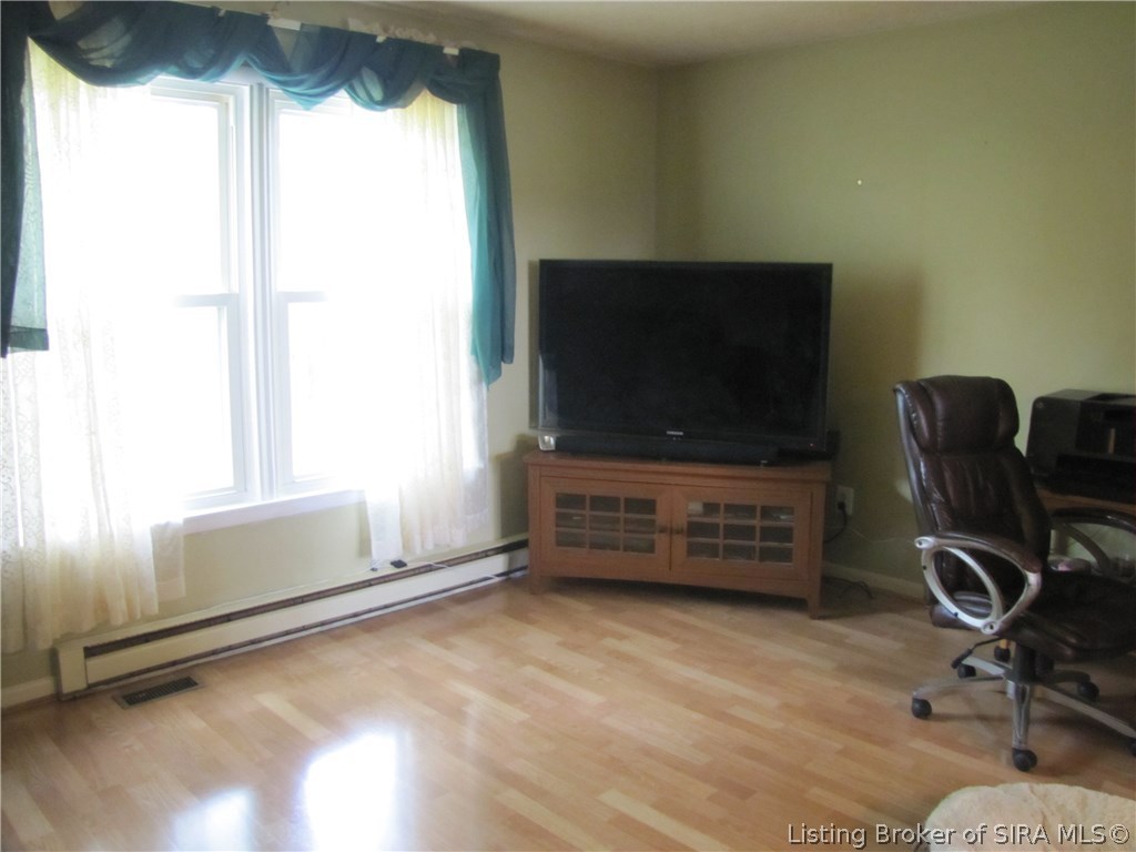 3988 Zoar Church Road Northeast Corydon, IN 47112 - Photo 5 of 40