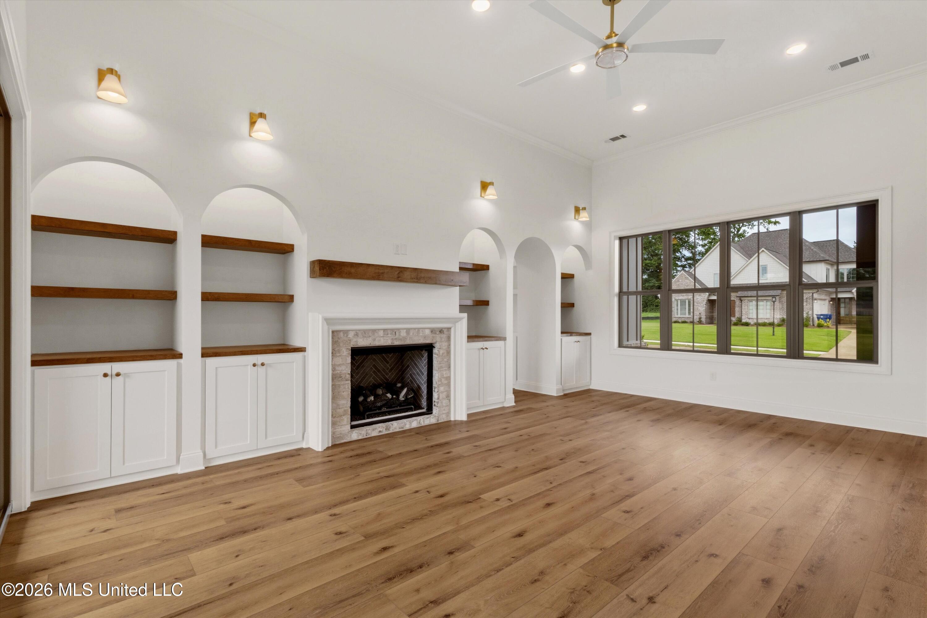 5381 Grayson Way Hernando, MS 38632 - Photo 7 of 43 Great Room b