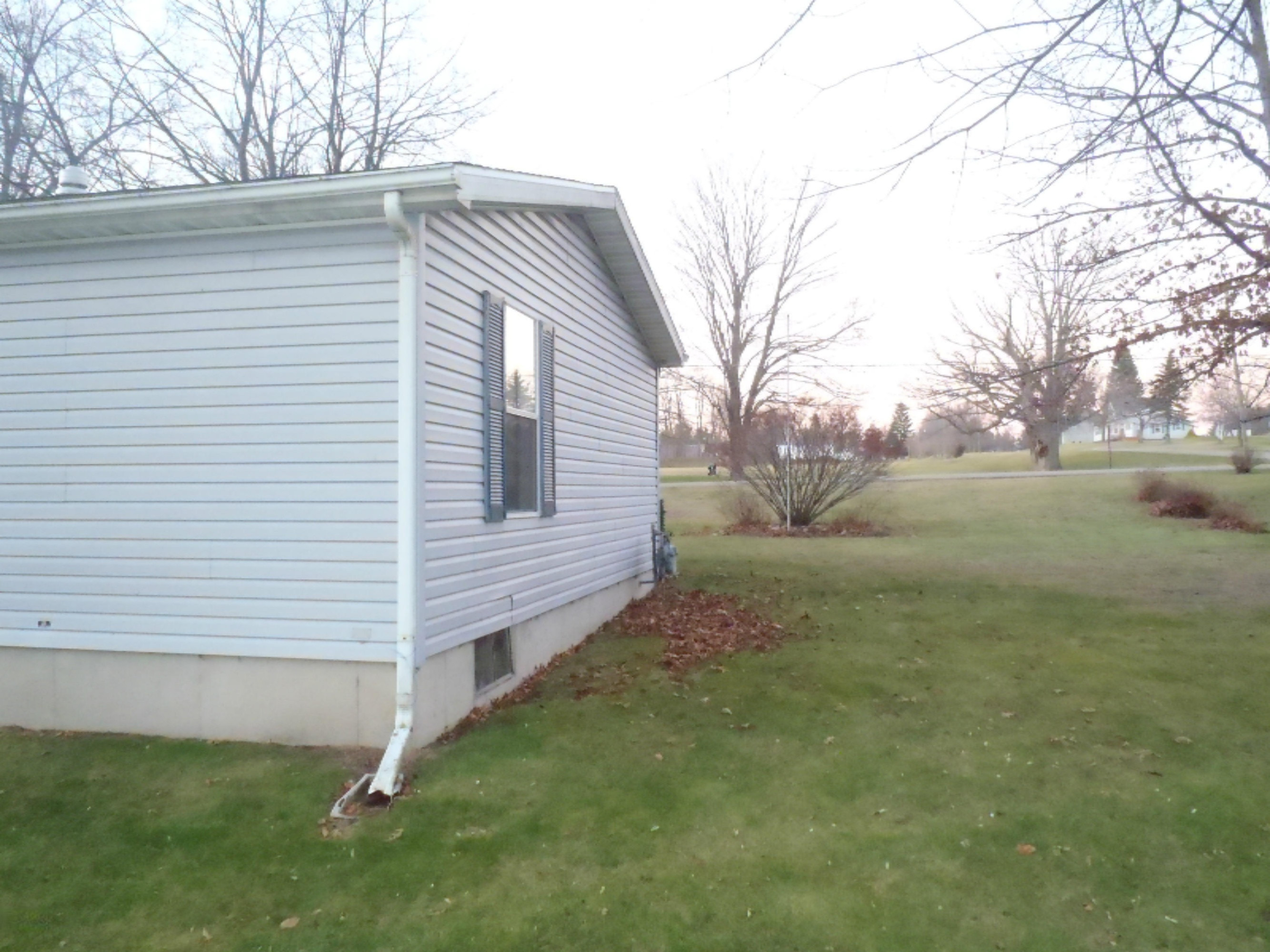 5757 Beecher Road Osseo, MI 49266 - Photo 4 of 12 PC041321