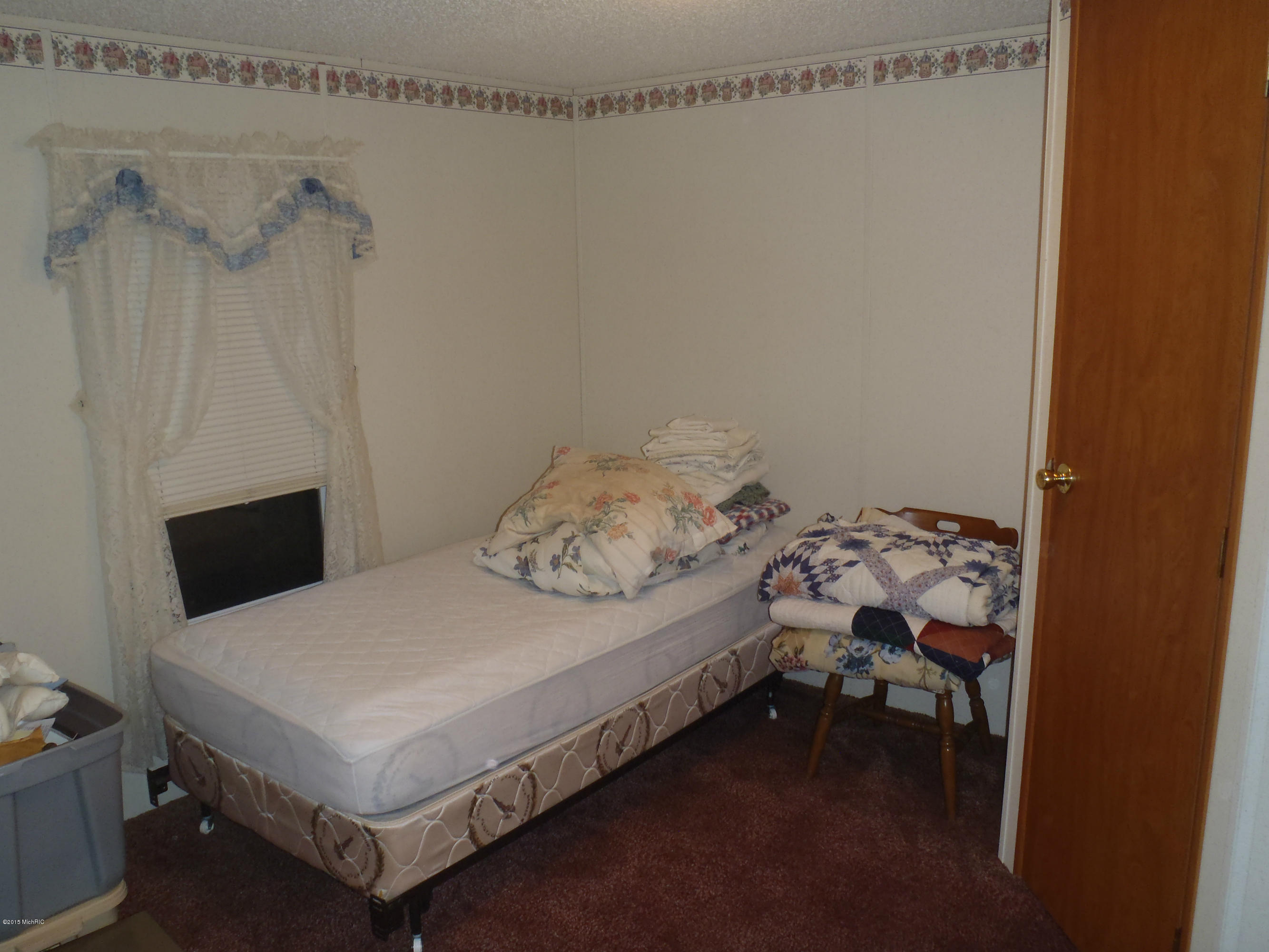 5757 Beecher Road Osseo, MI 49266 - Photo 9 of 12 PC041326