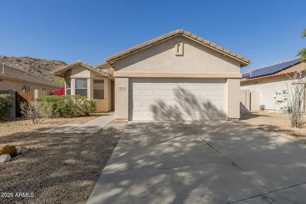 $1,825 | 10224 South 182nd Drive, Goodyear, AZ 85338