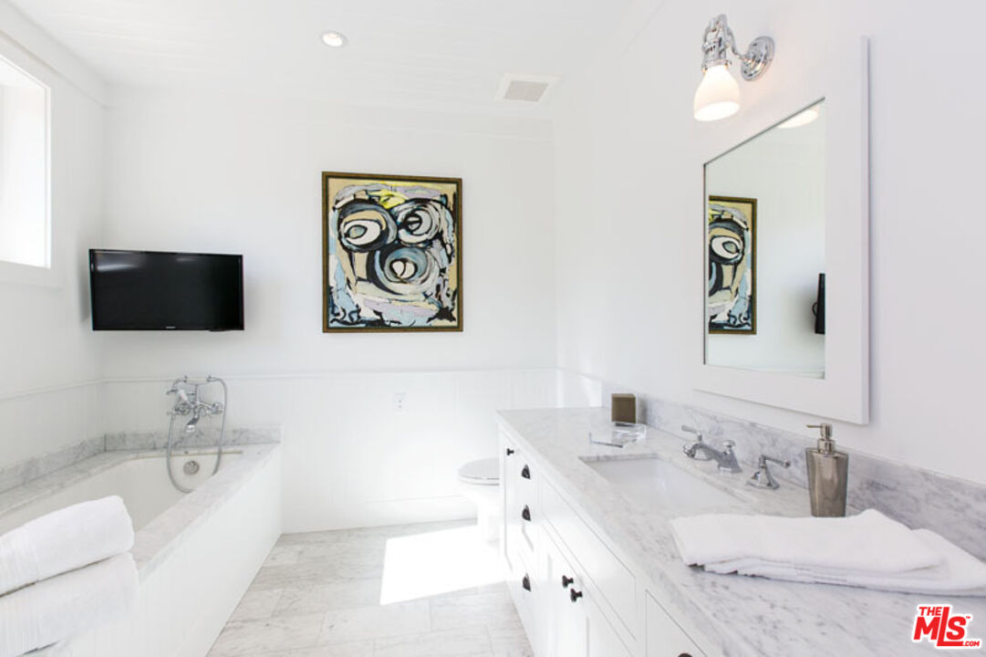 23812 Malibu Road Malibu, CA 90265 - Photo 27 of 44