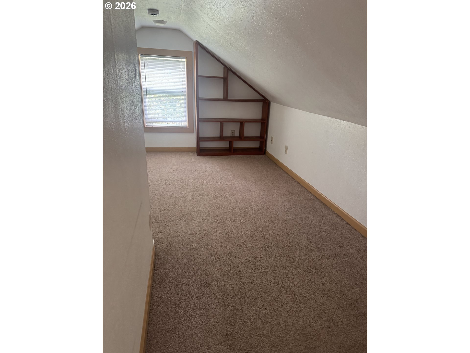 92394 G Road Astoria, OR 97103 - Photo 19 of 20 Bedroom