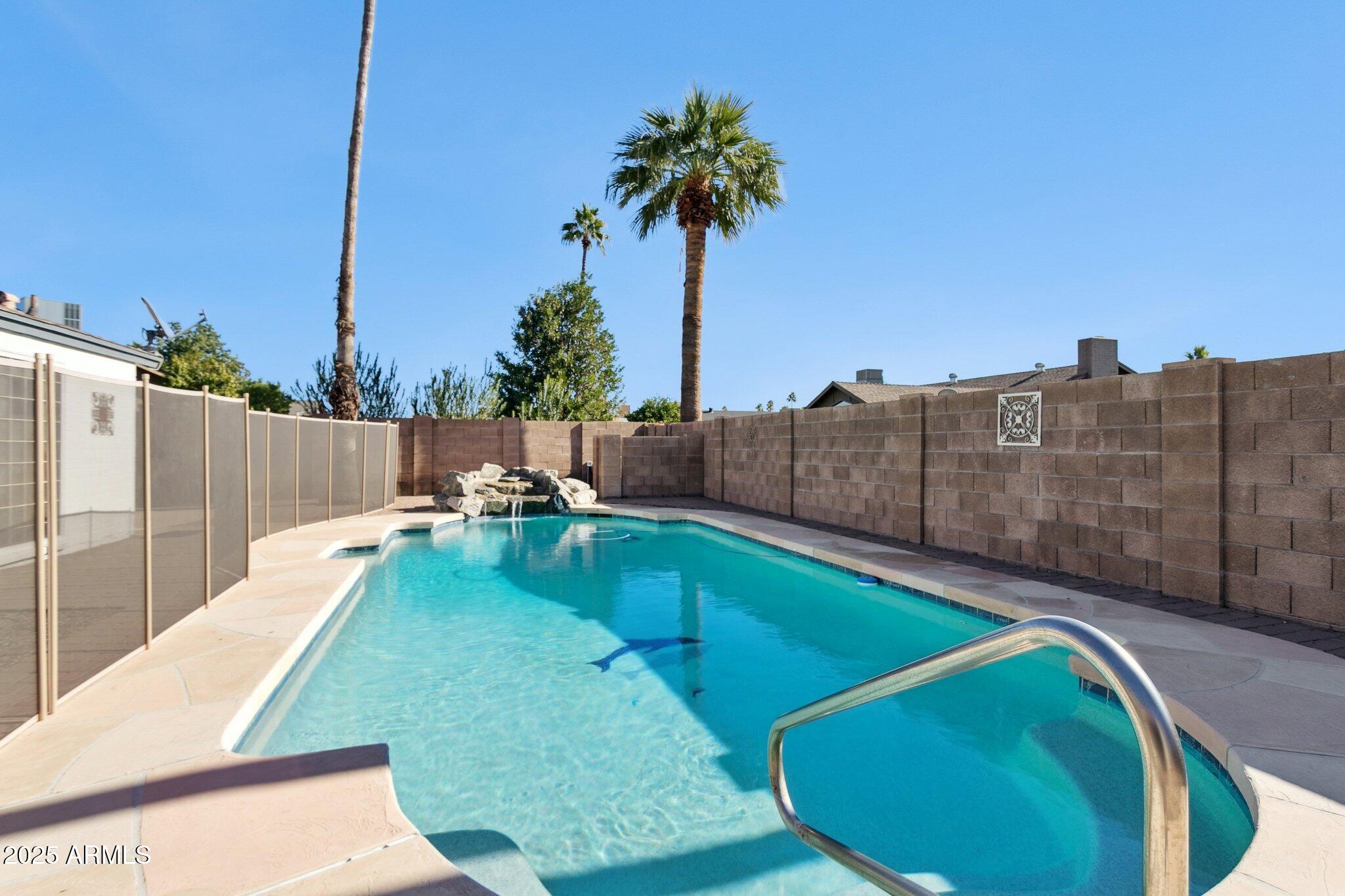 4915 East Everett Drive Scottsdale, AZ 85254 - Photo 7 of 39 a view of a backyard