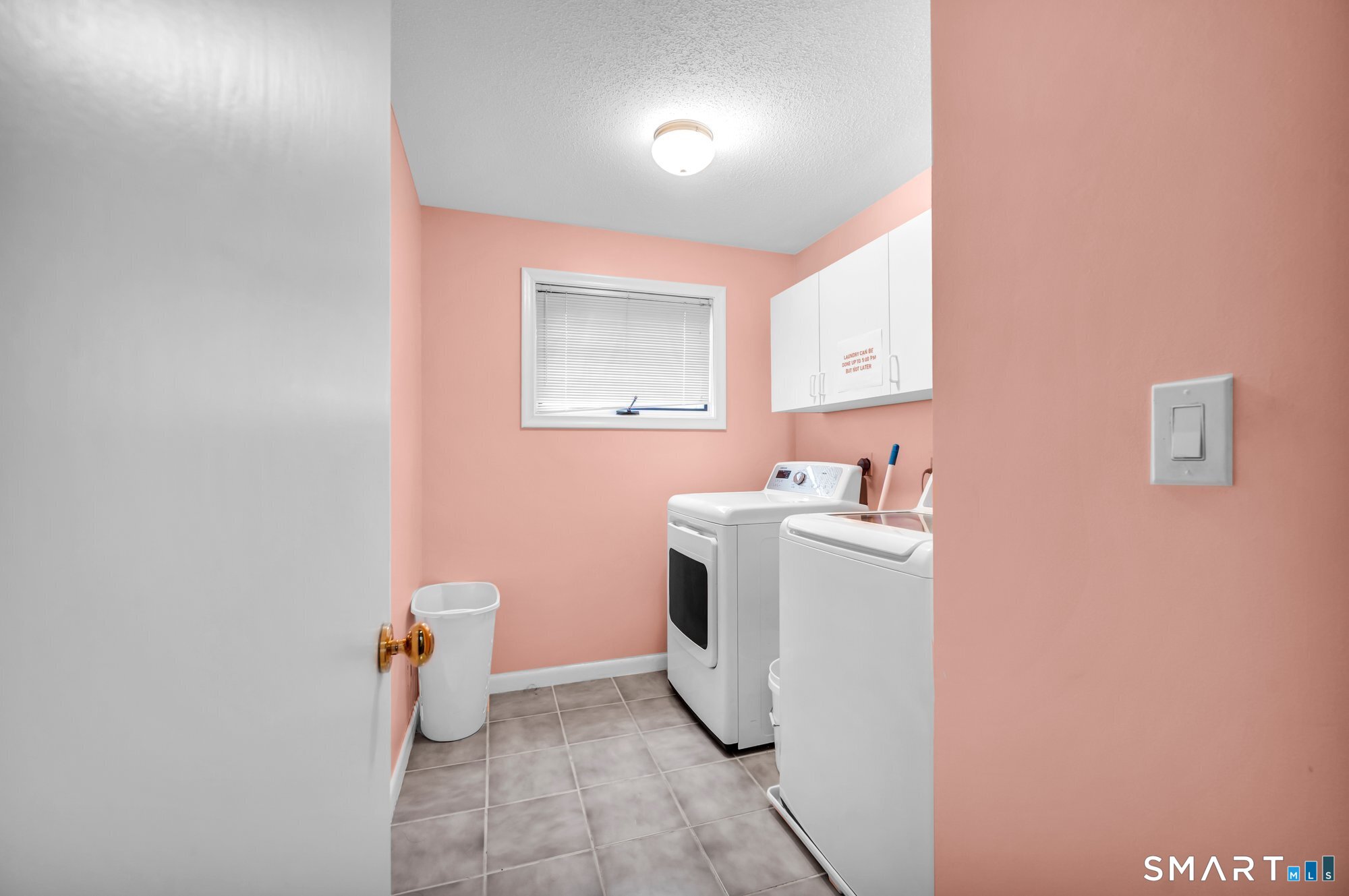 8 Ironwood Road West Hartford, CT 06117 - Photo 22 of 32