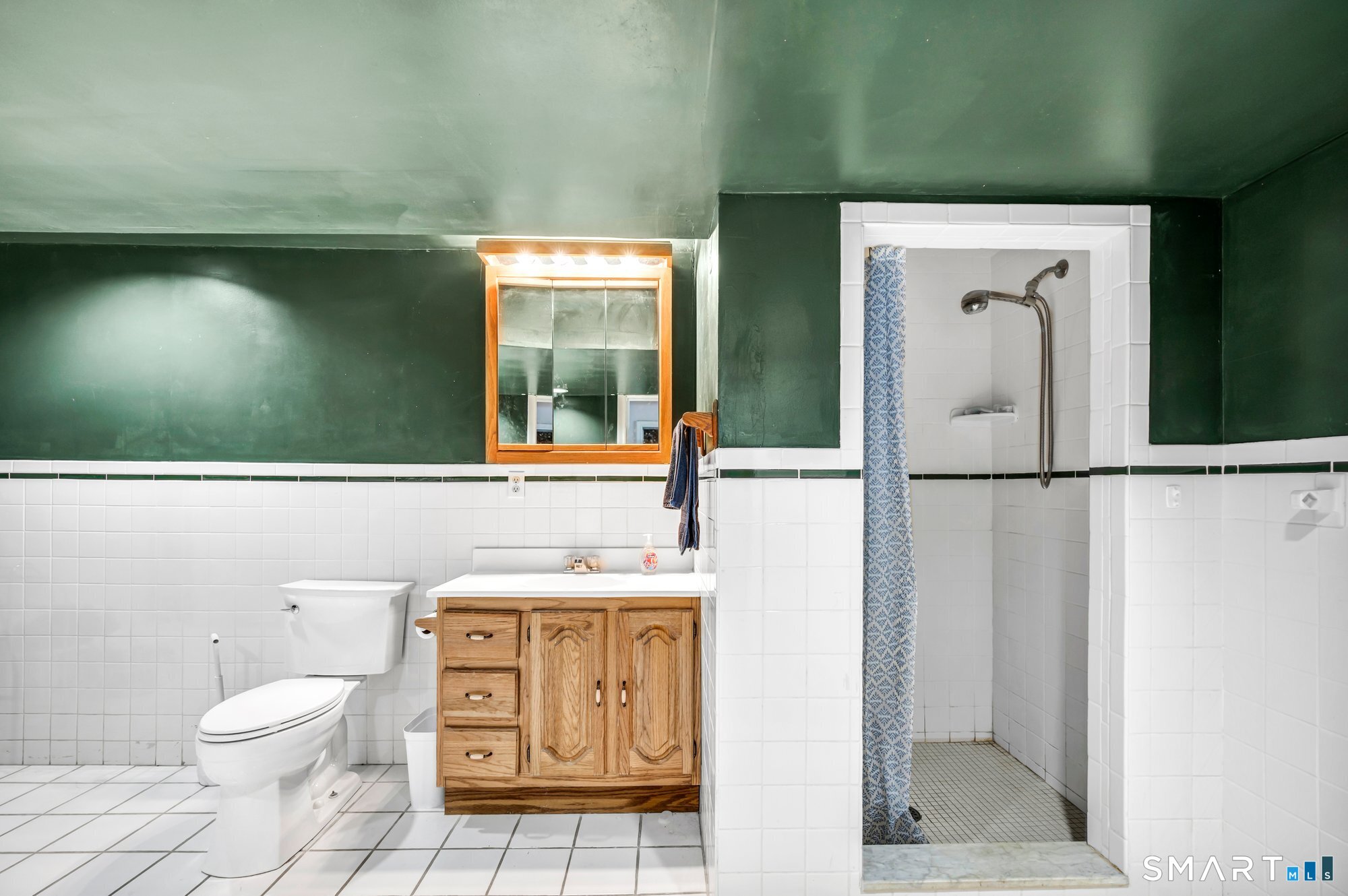 8 Ironwood Road West Hartford, CT 06117 - Photo 27 of 32