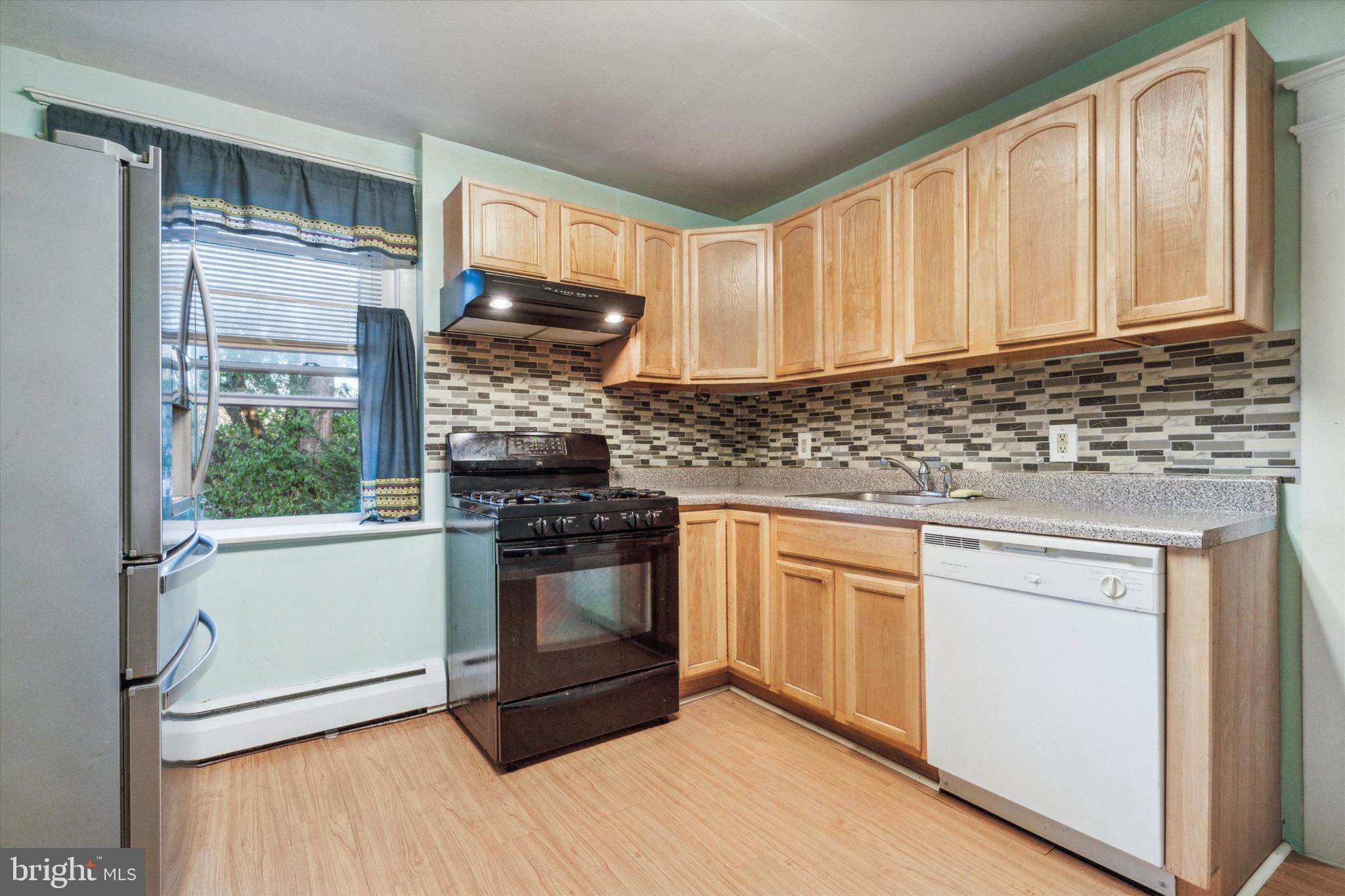 114 Grove Street Morrisville, PA 19067 - Photo 9 of 25