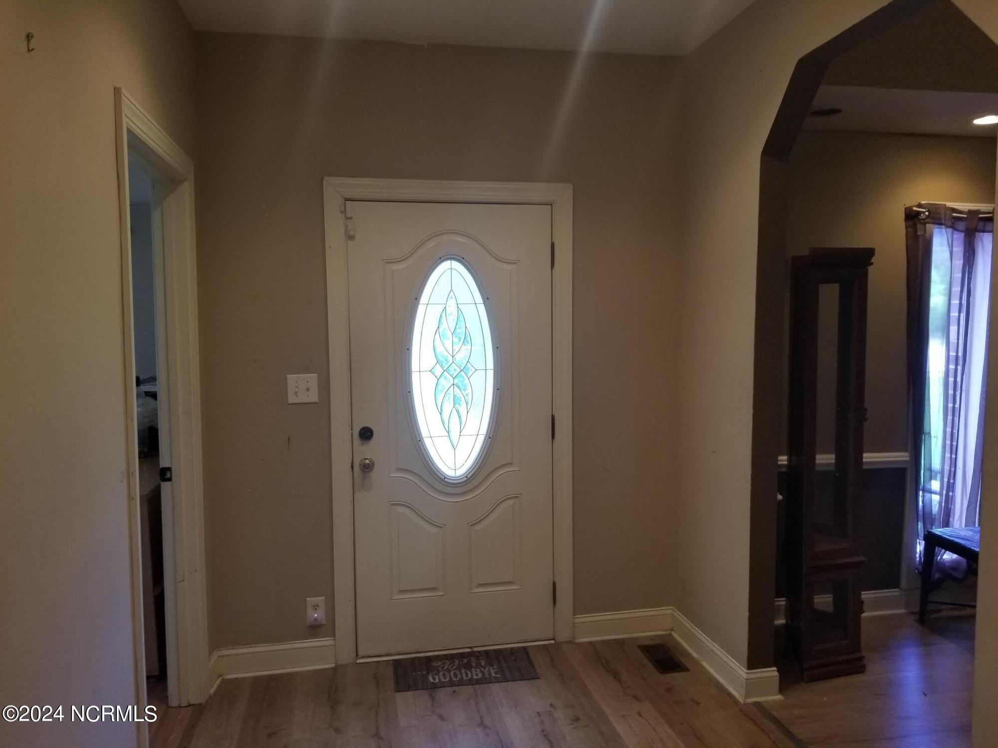 1805 Lipscomb Road East Wilson, NC 27893 - Photo 4 of 25 20240723_091620