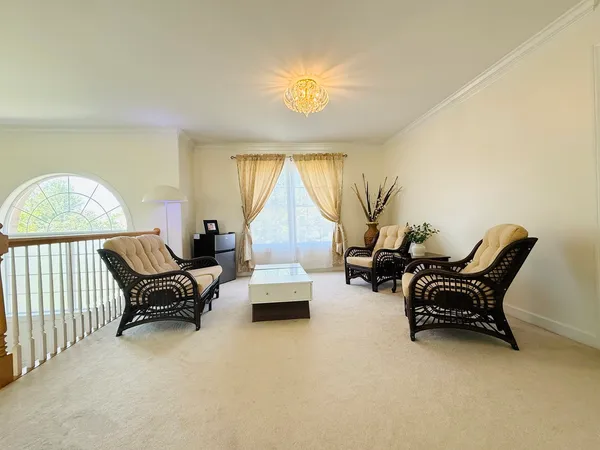 $798,000 | 523 Mallard Point Drive, North Aurora, IL 60542