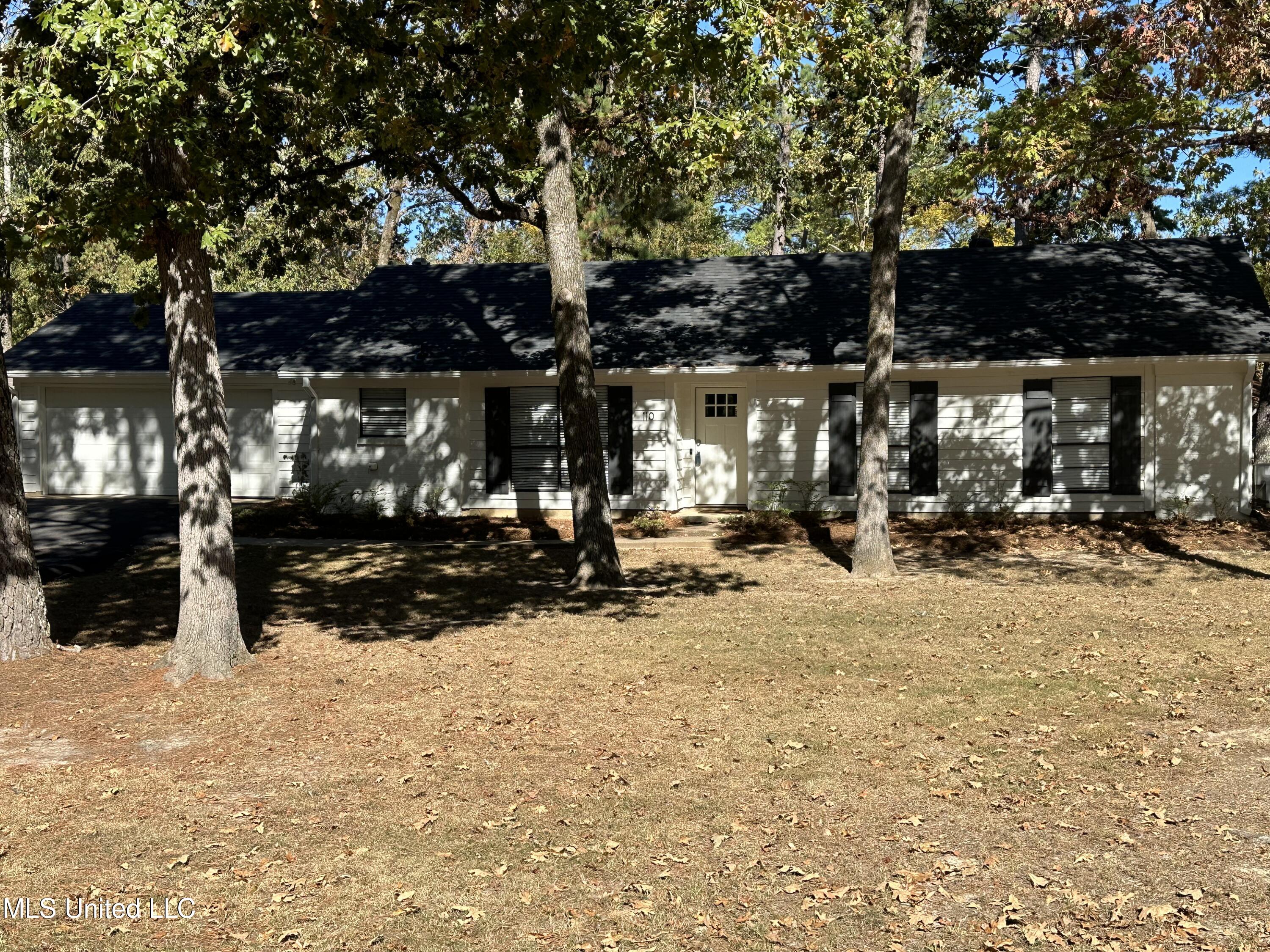 110 Cumberland Road Brandon, MS 39047 - Photo 2 of 17 Front of home