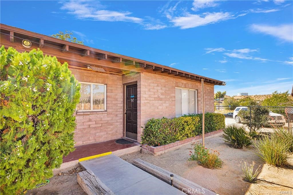 15521 4th Street Victorville, CA 92395 - Photo 4 of 27 a view of back yard of the house