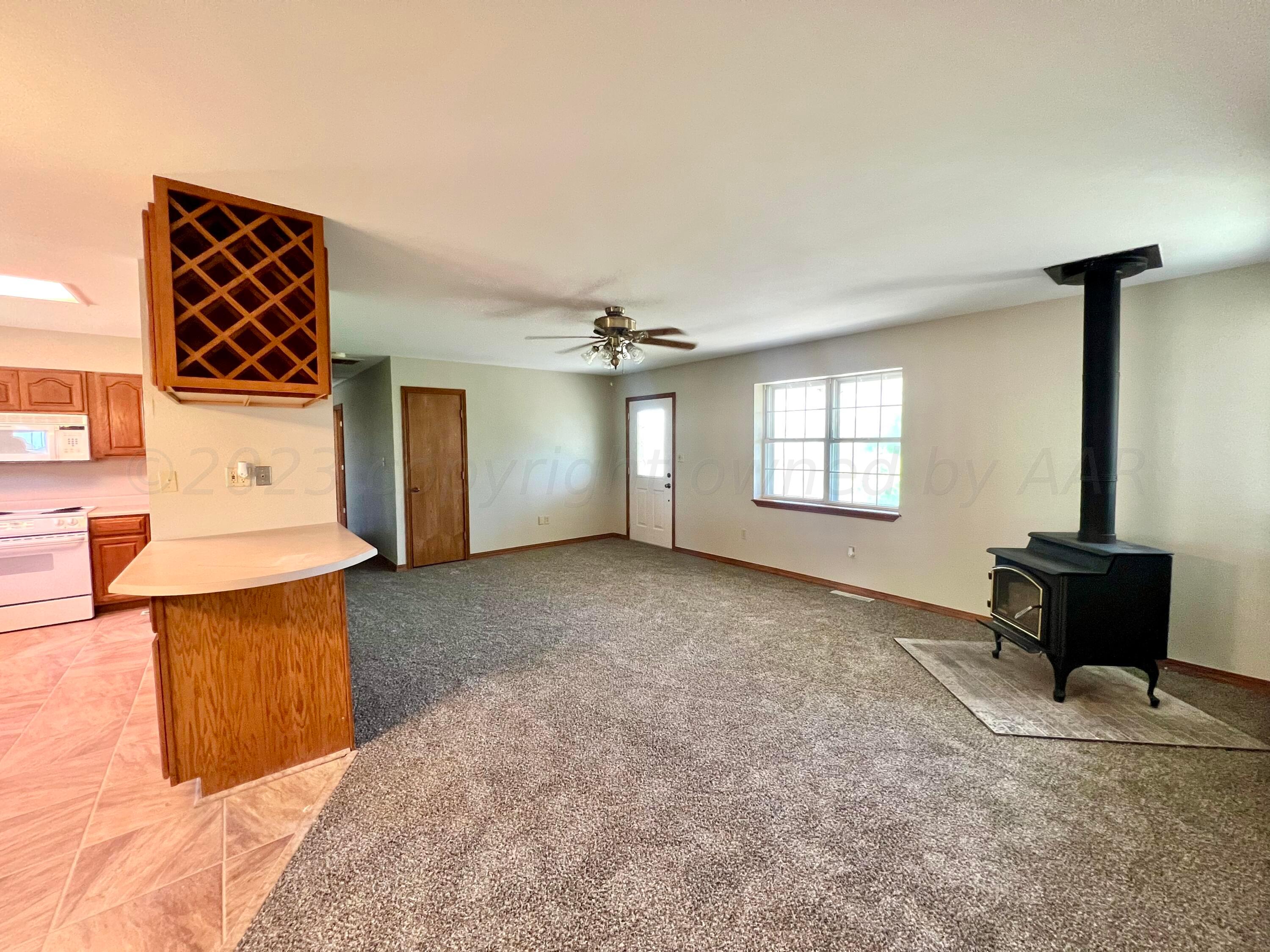 642 Cherokee Road Fritch, TX 79036 - Photo 8 of 20 7EA4ACCF-768A-4FC0-9ABD-39BC669D1843
