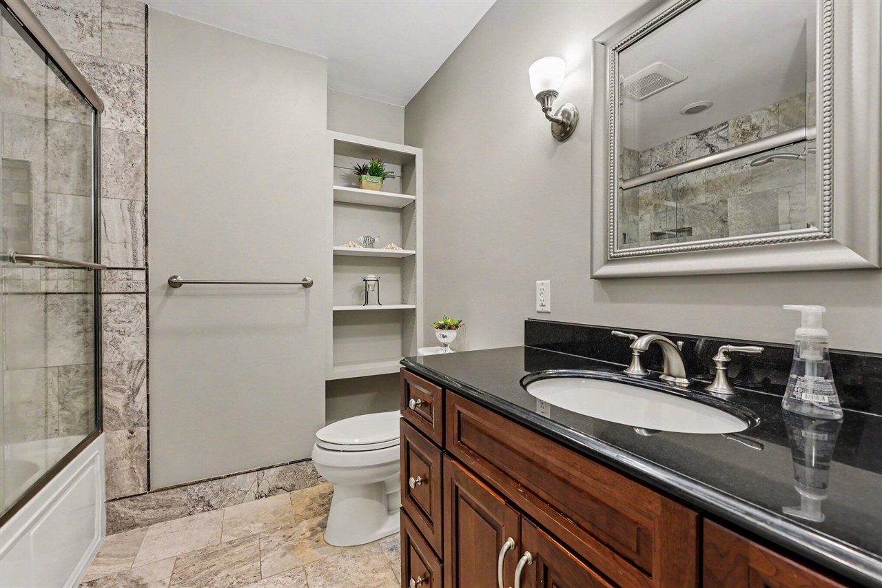 511 North Wagner Road Ann Arbor, MI 48103 - Photo 8 of 24